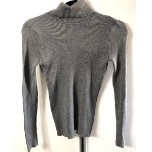 Gray turtle neck sweater